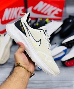 NIKE AIR ZOOM PEGASUS 42