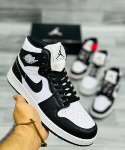 Nike Air Jordan 1 High (Black White)